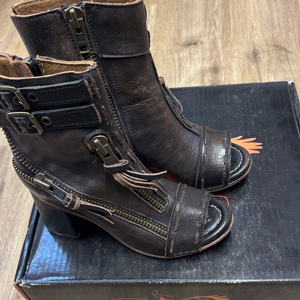 Freebird Women's Brown Ankle Boots with Buckles - Picture 4 of 9